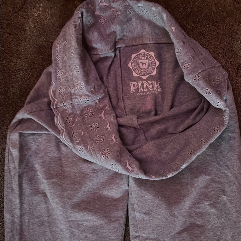 Pink yoga pants